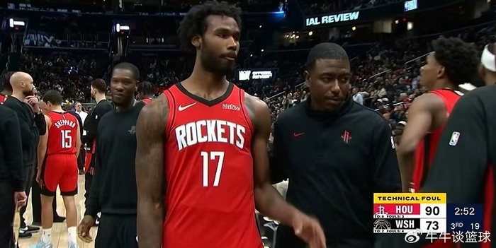 开云网站切尔西赞助商-直接被驱逐！脾气太大，脏动作越来越多，还顶撞乌度卡，该送走了|伊森|火箭|奇才|艾米-乌度卡|华盛顿奇才队_新浪体育_新浪新闻