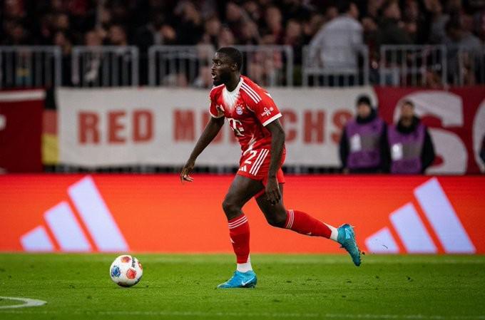 法尔克：拜仁给于帕设定期限，他必须在2月中前决定是否续约